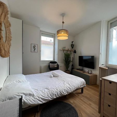 Le Studio Cosy Apartment Perigueux Bagian luar foto