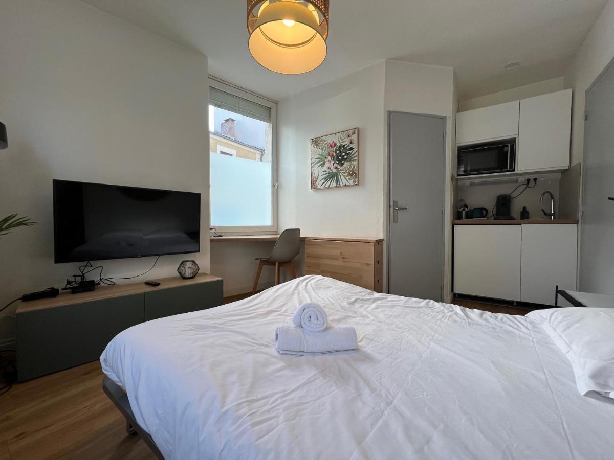Le Studio Cosy Apartment Perigueux Bagian luar foto